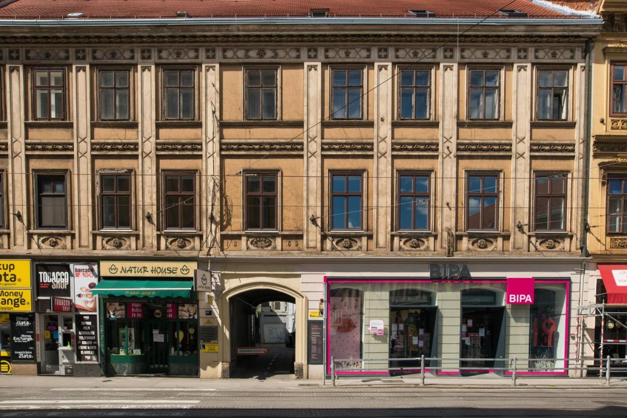 Ferienwohnung S&L1 Republic Zagreb Center Exterior foto